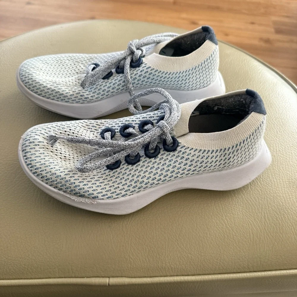 Allbirds Tree Dasher 2 Women's Size US 7 Blizzard Blue White Running‎ Sneakers